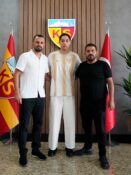 Kayserispor’da Talha Sarıaslan ile 3 senelik yeni anlaşma yapıldı